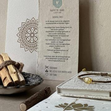 Shining Souls Giftbox. Happy to Share!. Nieuw. beschikbaar voor biedingen