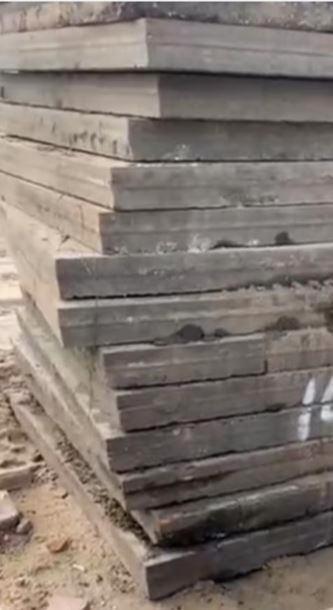 betonplaten gebruikt 200x200x14 met hoekrand 15 stelcon, Tuin en Terras, Tegels en Klinkers, Gebruikt, Overige typen, Beton, Ophalen of Verzenden