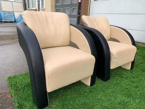 TWEE FAUTEUILS FORMENTI ORIGINAL LEREN DESIGN STOELEN, Huis en Inrichting, Fauteuils, Zo goed als nieuw, Hout, Leer, Stof, 50 tot 75 cm