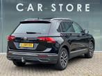 Volkswagen Tiguan 1.5 TSI Life PANO TREKHAAK NL AUTO, 1441 kg, Stof, 4 cilinders, 150 pk
