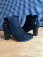 Suède Enkellaarsjes z.g.a.n., Zwart, Lage of Enkellaarzen, Ophalen of Verzenden, Zo goed als nieuw