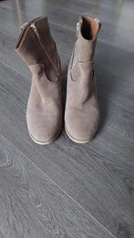 Manfield Suède Laarsjes Maat 39, Kleding | Dames, Schoenen, Beige, Lage of Enkellaarzen, Ophalen of Verzenden, Zo goed als nieuw