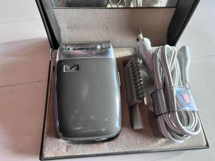 Vintage Braun Scheerapparaat - Klassieker!, Witgoed en Apparatuur, Persoonlijke-verzorgingsapparatuur, Gebruikt, Scheren en Epileren