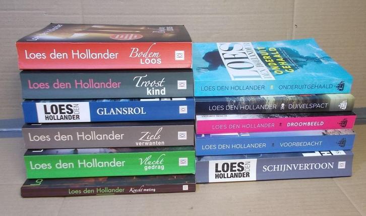 14 boeken van Loes den Hollander thrillers, Boeken, Thrillers, Zo goed als nieuw, Nederland, Ophalen