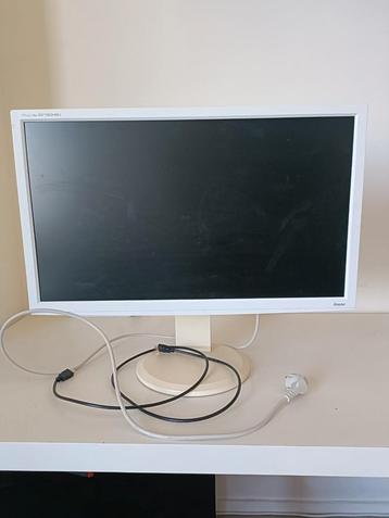 Computerscherm beschikbaar voor biedingen