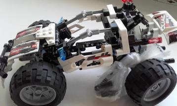 Lego 8262 Technic Quad bike. beschikbaar voor biedingen