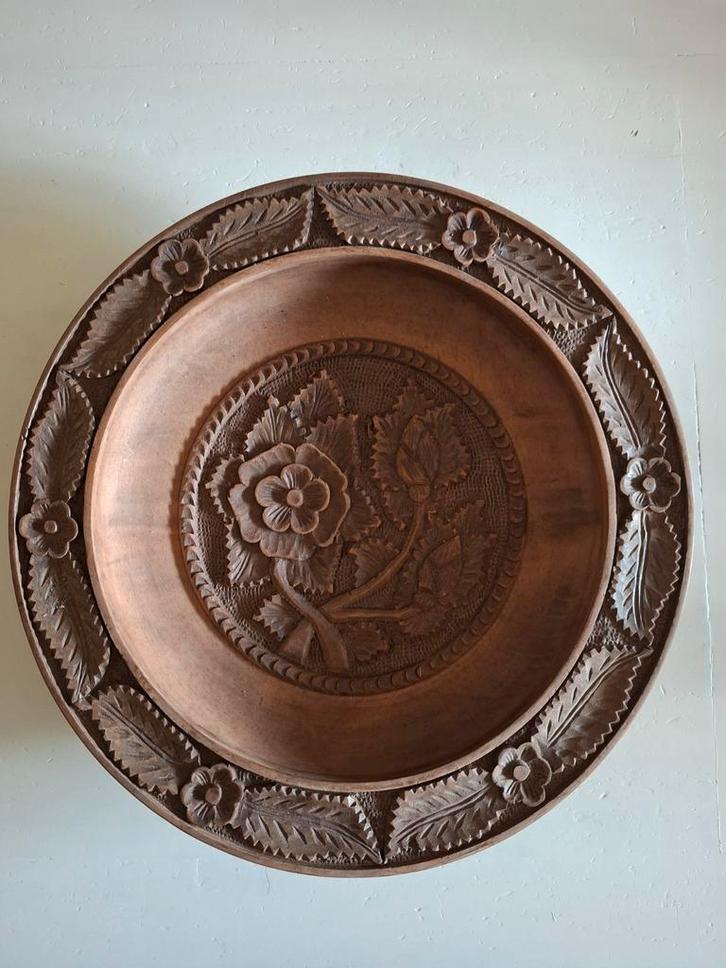 Decoratief Houten Bord met Bloemmotief, Antiek en Kunst, Antiek | Schalen, Ophalen of Verzenden