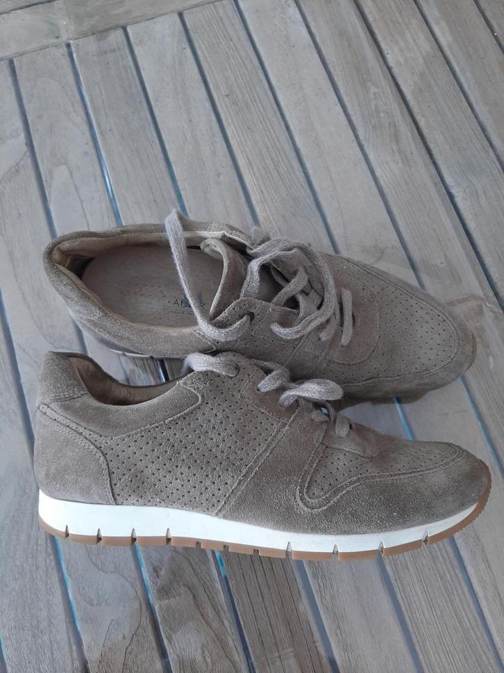 AQA Leren Sneakers, Kleding | Dames, Schoenen, Zo goed als nieuw, Sneakers of Gympen, Ophalen of Verzenden
