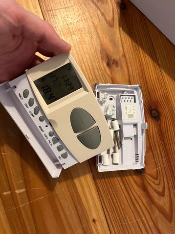 Sunjoy SR-5 Infrarood Paneel 600W + Thermostaat beschikbaar voor biedingen