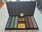 Pokerset 300 chips, Hobby en Vrije tijd, Gezelschapsspellen | Kaartspellen, Ophalen of Verzenden, Zo goed als nieuw