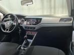 Volkswagen Polo 1.0 TSI Comfortline Parkeersensoren Navigati, Auto's, Voorwielaandrijving, Stof, Gebruikt, Met garantie (alle)