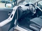 Toyota Yaris 1.3 VVTi Luna MMT Automaat, Airco, 5 Deurs, PSe, Auto's, Gebruikt, 750 kg, 4 cilinders, Bedrijf