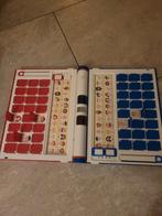 Wie is het? Reisspel - MB, Hobby en Vrije tijd, Gezelschapsspellen | Bordspellen, Ophalen of Verzenden