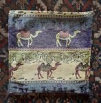 Vintage jaren '80 kamelen gobelin kussenovertrek 40x40 cm, Ophalen of Verzenden, Gebruikt, Overige kleuren, Vierkant