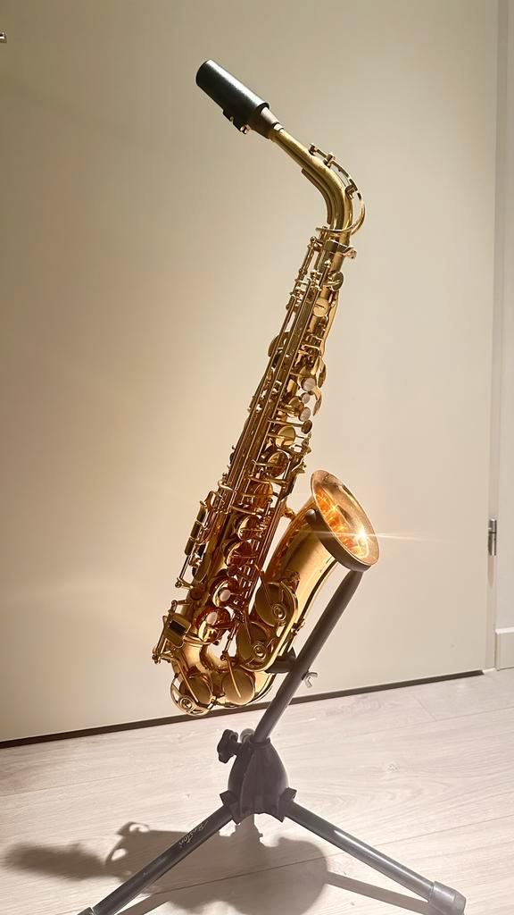 Jupiter alt saxofoon, Muziek en Instrumenten, Blaasinstrumenten | Saxofoons, Zo goed als nieuw, Alt, Met koffer, Ophalen