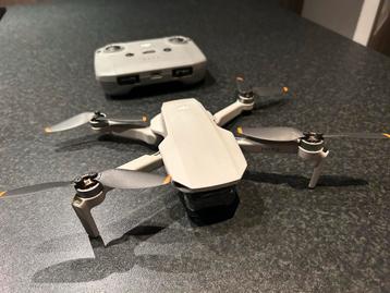 DJI Mini 2 Fly More Combo - Perfecte Drone! beschikbaar voor biedingen