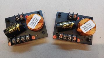 2 weg basis universele crossover 2350hz - 6db - 8ohm - 65/11 beschikbaar voor biedingen