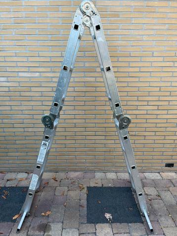 Ladder, vouwbaar beschikbaar voor biedingen