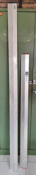 2 x wandrij /afrijlat / stucadoorsrij 1,5 en 2 meter, Doe-het-zelf en Verbouw, Gereedschap | Handgereedschap, Ophalen, Gebruikt