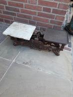 te koop een antieke weegschaal  giet ijzer 56 cm lang, Antiek en Kunst, Antiek | Gereedschap en Instrumenten, Ophalen of Verzenden