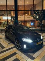 Volkswagen GOLF 2.0 TDI GTD / PANO / Virtual Cockpit /Camera, Auto's, Volkswagen, 4 cilinders, Zwart, Stationwagon, Diesel