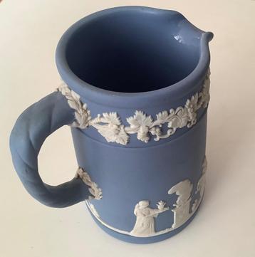 Melkkan Wedgwood beschikbaar voor biedingen