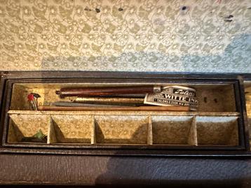 Antieke reis schrijfset begin 1900 met extras beschikbaar voor biedingen