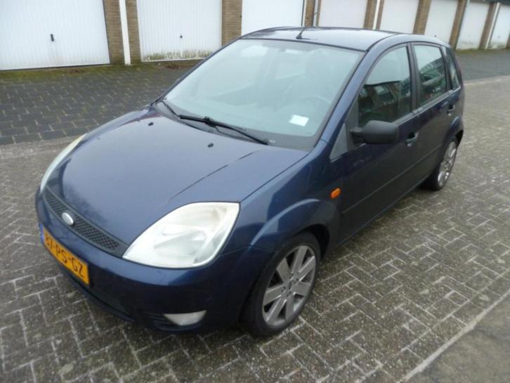 Ford Fiesta 1.6-16V Futura automaat, Auto's, Ford, Particulier, Te koop, Fiësta, ABS, Airbags, Airconditioning, Centrale vergrendeling