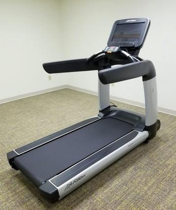 Life fitness Technogym loopband crosstrainer set Technogym beschikbaar voor biedingen