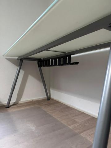 IKEA Galant bureau met glazen blad - afbeelding 2