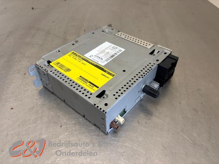 Navigatie Module van een Opel Vivaro, Auto-onderdelen, Elektronica en Kabels, Opel, Gebruikt, 3 maanden garantie, Ophalen of Verzenden