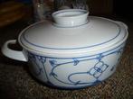 Blau Saks serveerschaal soupterine schaal met deksel, Huis en Inrichting, Keuken | Servies, Zo goed als nieuw