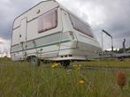 Chateau 330 – Compacte Caravan met luifel en porta potti, Omvormbare zithoek, Tot en met 3, Particulier, Tot 4 meter