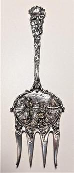 OUDE ANTIEKE TAARTVORK ., Ophalen of Verzenden