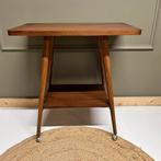 Bijzettafel op wieltjes teak fineer vintage, Gebruikt, Rechthoekig, Hout, 55 tot 75 cm