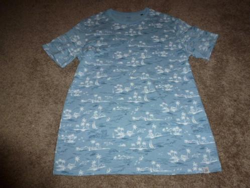 HAAST NIEUW 1 lichtblauw bedrukt shirt korte mouw maat M, Kleding | Heren, T-shirts, Zo goed als nieuw, Maat 48/50 (M), Blauw