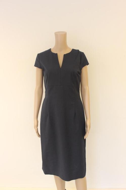 Summum donkerblauwe krijtstreep jurk maat 38, Kleding | Dames, Jurken, Zo goed als nieuw, Maat 38/40 (M), Blauw, Knielengte, Ophalen of Verzenden