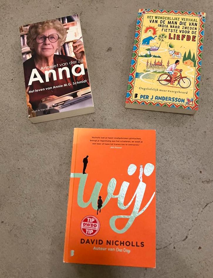 Verhaal van man naar Zweden fietste, Wij en Anna, Boeken, Humor, Zo goed als nieuw, Verhalen, Ophalen of Verzenden