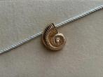 Creme witte koord ketting met gouden schelp bedel ibiza, Ophalen of Verzenden, Nieuw, Goud, Verstelbaar
