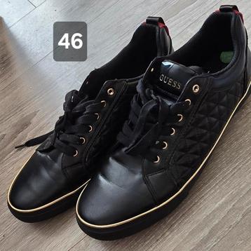 schoenen beschikbaar voor biedingen