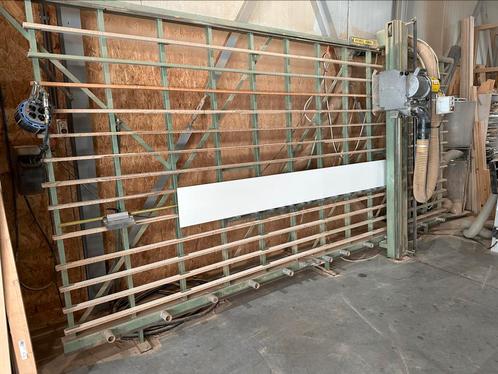Wandzaag machine striebig, Doe-het-zelf en Verbouw, Gereedschap | Zaagmachines, Gebruikt, Cirkelzaag, 1200 watt of meer, 30 tot 70 mm