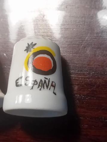 Souvenirs vingerhoedjes beschikbaar voor biedingen