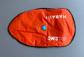 Zwemboei voor buitenzwemmers beschikbaar voor biedingen