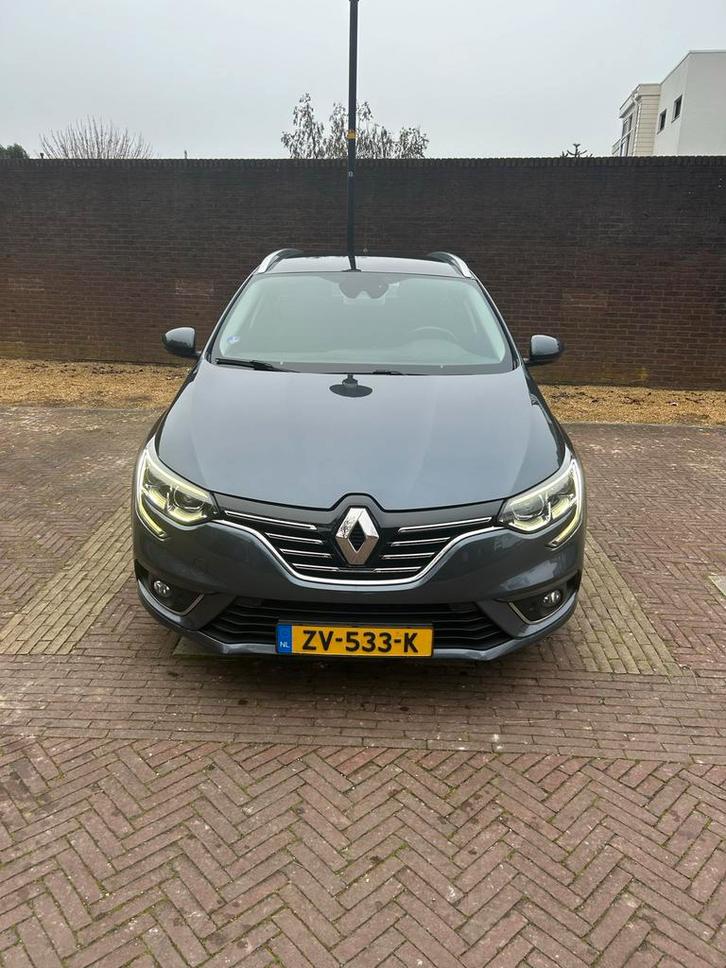 Renault Mégane 1.3 TCe 140pk GPF 2019 Grijs, Auto's, Renault, Particulier, Mégane, Apple Carplay, Cruise Control, Elektrische buitenspiegels