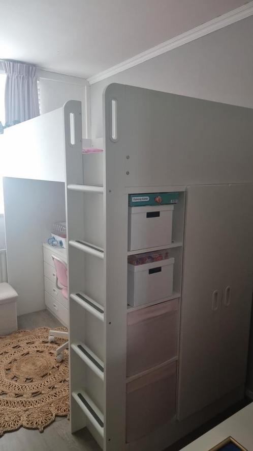 Ikea hoogslaper compleet / kleur wit, Kinderen en Baby's, Kinderkamer | Stapelbedden en Hoogslapers, Zo goed als nieuw, Hoogslaper
