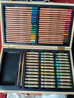 Nog nieuw  oil pastel aQuarel potlood en alleen afhalen kan, Hobby en Vrije tijd, Ophalen, Nieuw