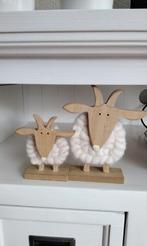 2 houten schaapjes, Ophalen, Zo goed als nieuw, Overige typen
