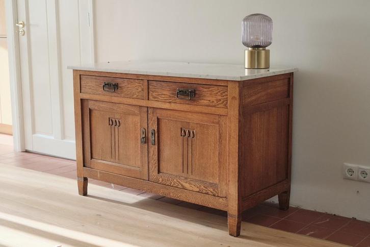 In prijs verlaagd! Jugendstil eiken/marmer dressoir, Huis en Inrichting, Kasten | Dressoirs, Gebruikt, 100 tot 150 cm, 50 tot 75 cm