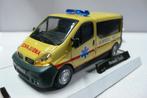 renault trafic ambulance 90 - cararama- 1/43, Hobby en Vrije tijd, Modelauto's | 1:43, Verzenden, Nieuw, Auto, Overige merken