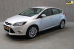 Ford Focus 1.6 EcoBoost Titanium Geen 2e zo mooi Nieuwstaat, Gebruikt, Zwart, 4 cilinders, 150 pk